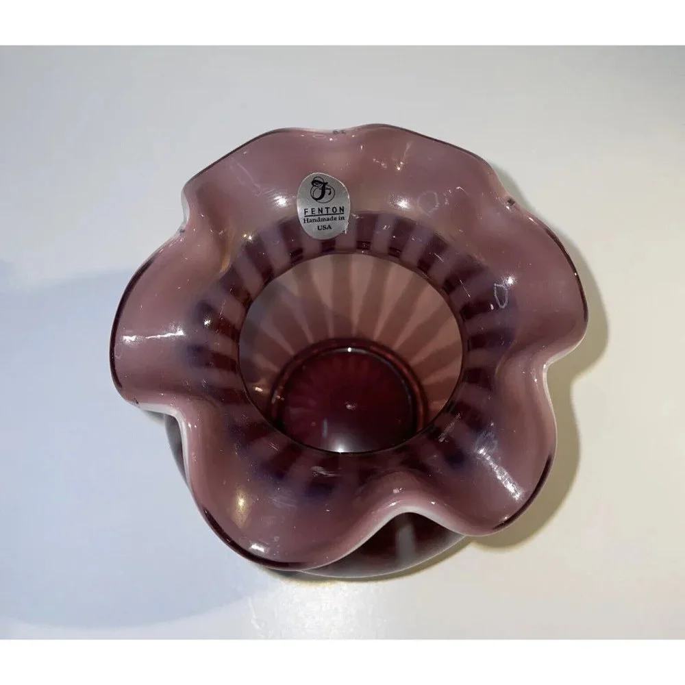 Gerorge Fenton Signed Amethyst Plum Purple‎ Iridescent Striped Ribbed Vase G50